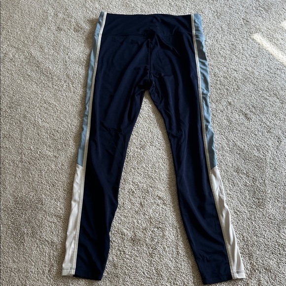 Lou & Grey leggings - Picture 3 of 5